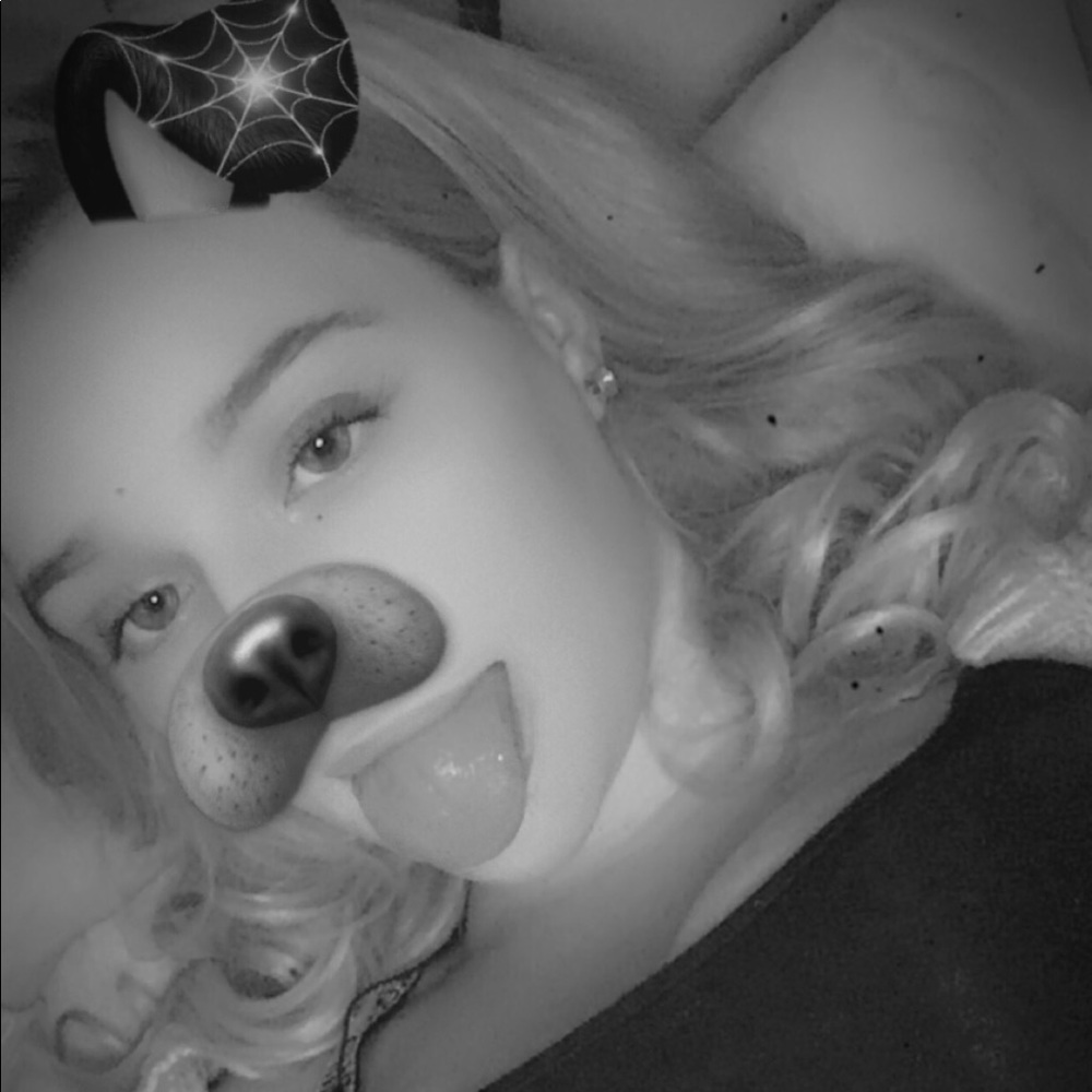 Meet your Posher, Haillie